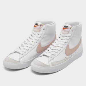 Women's Nike Blazer Mid '77 Casual Shoes (white/pink oxford)
